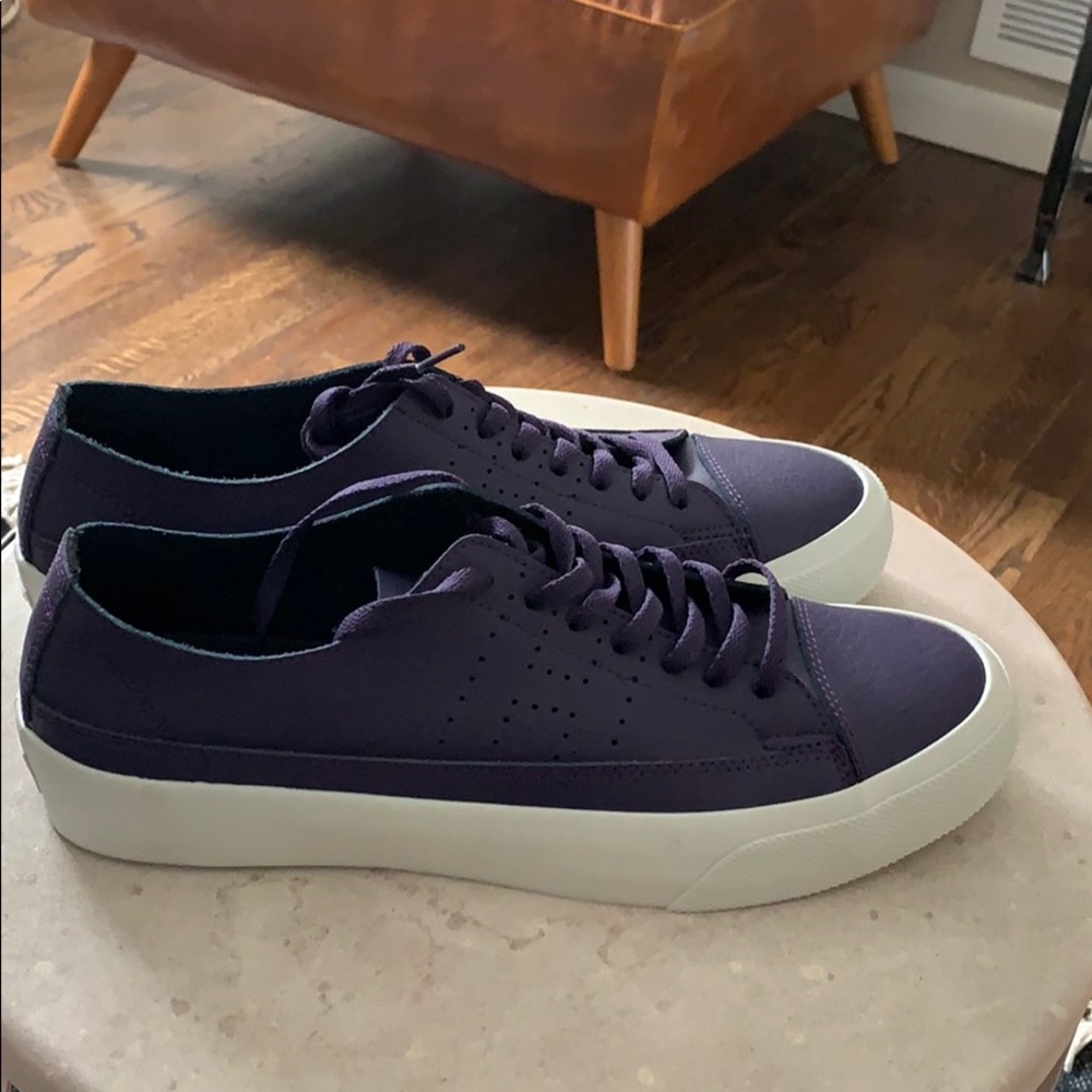 NEW Huf purple leather sneaker